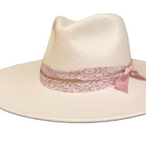 Sale! RARE WYETH Hat pink Cream banded wool rancher